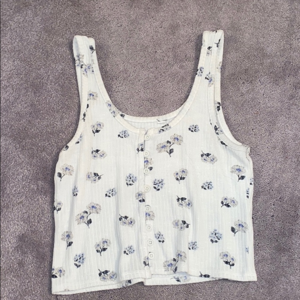 Me to We Crop top